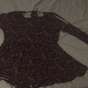 American eagle cold shoulder top